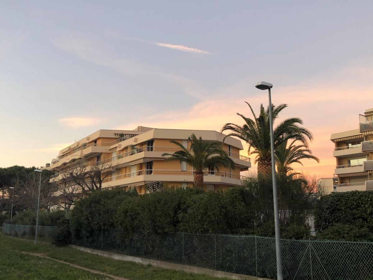 Résidence La Miougrano Frejus plage Exterior foto